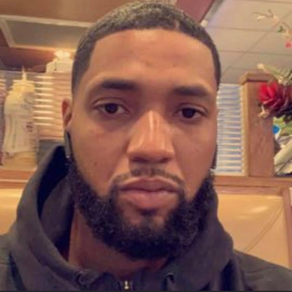 Meet your Posher, Delonzo - Picture 2 of 2